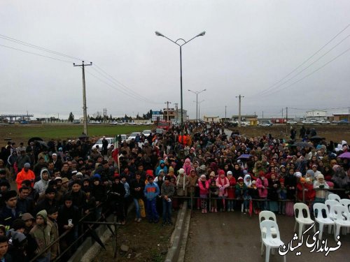 همایش بزرگ پیاده روی خانوادگی در سیمین شهر برگزار شد