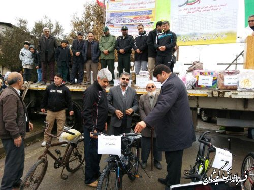همایش بزرگ پیاده روی خانوادگی در سیمین شهر برگزار شد