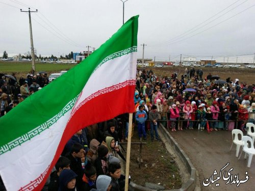 همایش بزرگ پیاده روی خانوادگی در سیمین شهر برگزار شد