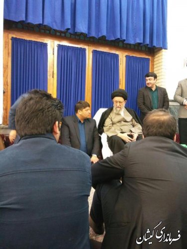حضور فرماندار گمیشان در دیدار جمعی از ورزشکاران و جوانان با نماینده ولی فقیه در استان