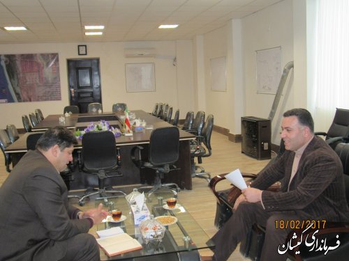 از سرمایه گذاران در جهت توسعه و رونق شهرستان حمایت خواهیم کرد