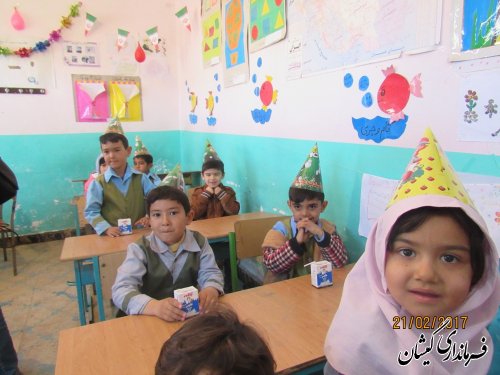 کاشت نهال مثمر در روستاهای شهرستان گمیشان بعنوان پایلوت در استان گلستان