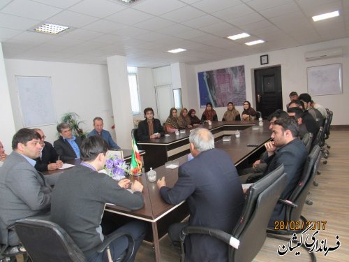 پرورش و تربیت از شاخصه های مهم آموزش است