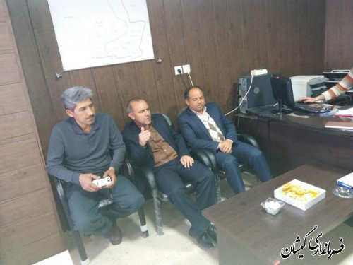 بازدید رئیس هیات بازرسی بر انتخابات شهرستان گمیشان از ستاد انتخابات گلدشت