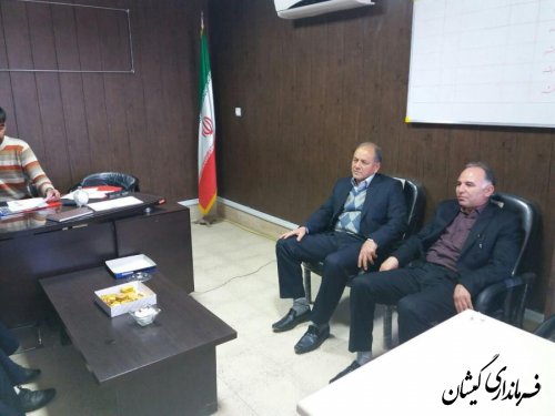 بازدید رئیس هیات بازرسی بر انتخابات شهرستان گمیشان از ستاد انتخابات گلدشت