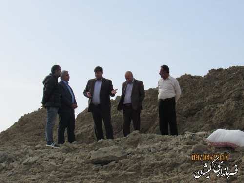 بازدید فرماندار گمیشان از کانال آبرسان و زهکش اصلی لاین 1 و 2سایت میگو
