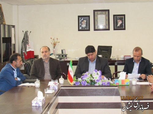 دیدار مدیر و کارکنان بنیاد مسکن انقلاب اسلامی شهرستان با فرماندار گمیشان