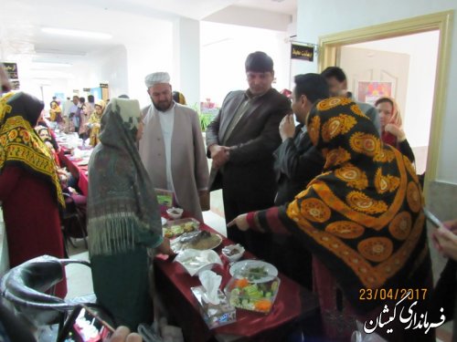 برگزاری جشنواره غذا به مناسبت هفته سلامت در روستای خواجه نفس شهرستان گمیشان