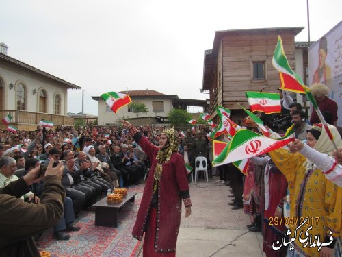 جشن همه با هم در شهرستان گمیشان برگزار شد