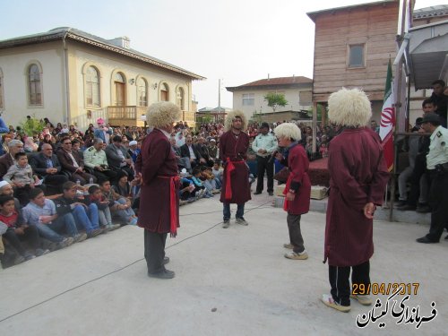 مراسم بزرگداشت 284مین سالگرد تولد عارف و شاعر بزرگ ایرانی ترکمن در شهرستان گمیشان برگزار شد