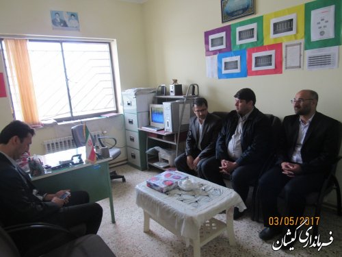 معلمان تربیت دهندگان آینده سازان کشور هستند