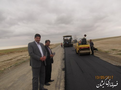 آغاز عملیات اجرایی مرحله پایانی آسفالت سیمین شهر به آلتین تخماق