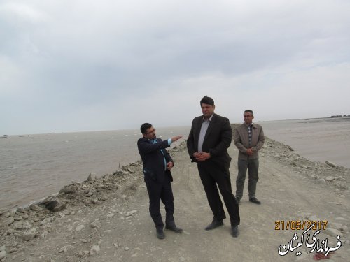 بازدید فرماندار گمیشان از عملیات احداث و زیرسازی جاده سواحل چارقلی و توماجلر چارقلی