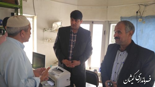 بازدید فرماندار گمیشان از مرکز خرید تضمینی جو شرکت تعاونی مختومقلی سیمین شهر