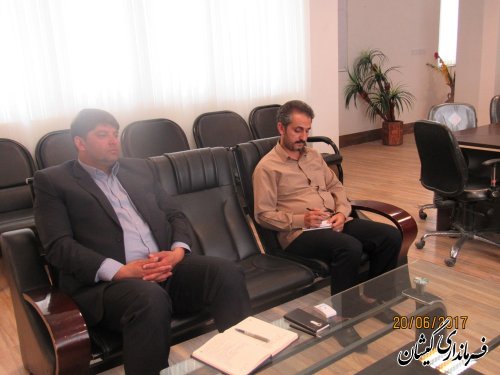 دیدار مدیرعامل کارخانه پنیرآشوراده با فرماندار گمیشان