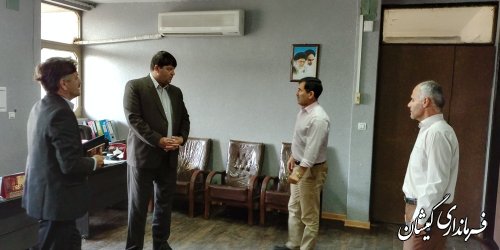 بازدید فرماندار گمیشان از اداره راهداری و حمل و نقل جاده ای شهرستان