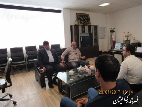 دیدار ملی پوش گمیشانی فوتبال ساحلی با فرماندار شهرستان