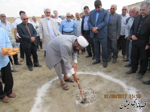 مراسم کلنگ زنی مدرسه 6 کلاسه روستای آرخ بزرگ برگزار شد