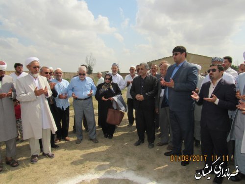 مراسم کلنگ زنی مدرسه 6 کلاسه روستای آرخ بزرگ برگزار شد