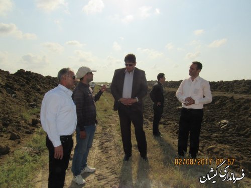بازدید فرماندار گمیشان از پیشرفت فیزیکی پروژه زهکشی اراضی شمال شهرستان