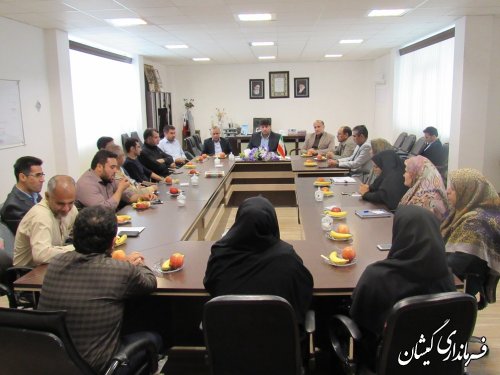 هر یک از کارکنان آیینه تمام نمای سازمان ها هستند