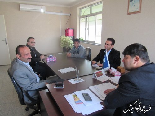 دامپزشکی خط مقدم عرضه محصولات بهداشتی دام در سطح جامعه هستند