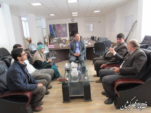 دیدار دهیار و اعضای شورای اسلامی روستای دهنه با فرماندار گمیشان