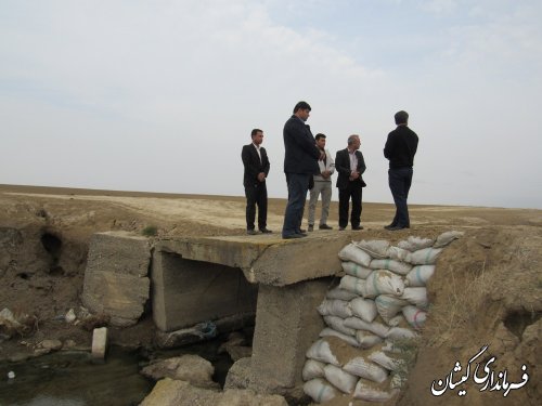 بازدید فرماندار گمیشان از پل کانال عبوری شمال روستای توماجلر آلتین