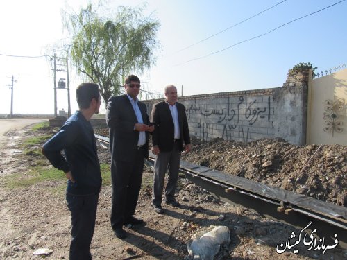 بازدید فرماندار گمیشان از اجرای طرح هادی روستای گامیشلی و توماجلر چارقلی