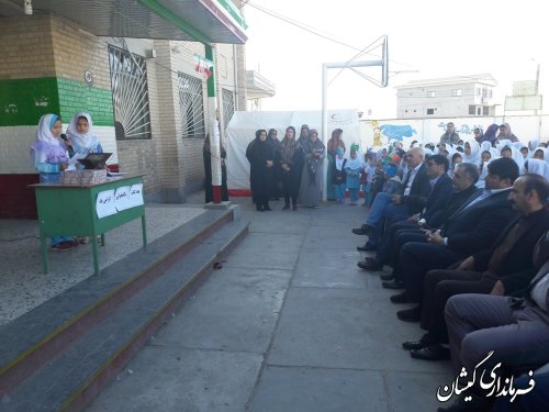 با حضور فرماندار گمیشان زنگ هفته کتاب در مدرسه آنا ملاشیروانی نواخته شد