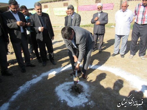 مراسم کلنگ زنی مدرسه 4 کلاسه آتا توماج روستای توماجلر چارقلی شهرستان برگزار شد