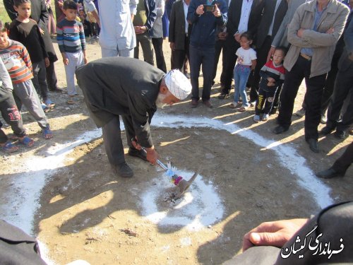 مراسم کلنگ زنی مدرسه 4 کلاسه آتا توماج روستای توماجلر چارقلی شهرستان برگزار شد