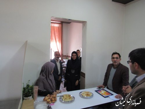 بازدیدفرماندارگمیشان ومدیر کل امور بانوان وخانواده ازکارگاه پخت و پز غذاهای سنتی