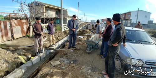 بازدید فرماندار گمیشان از اجرای طرح هادی روستای کملر