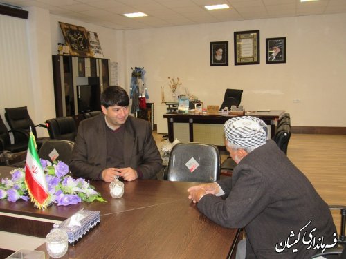 رسیدگی به درخواست ها و مشکلات مردم در دیدار چهره به چهره با فرماندار گمیشان