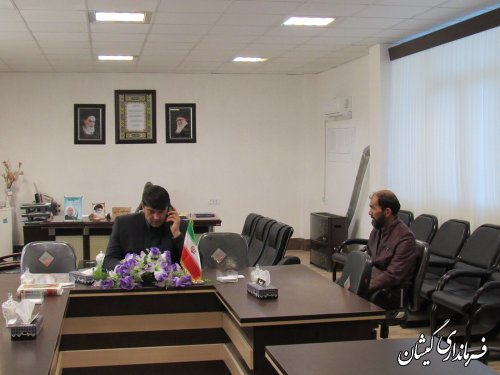 فرماندار گمیشان درخواست ها و مشکلات مراجعه کنندگان را بررسی و پاسخ داد