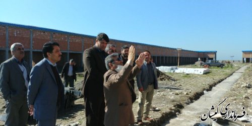 بازدید فرماندارو مدیر کل شیلات استان از پایانه شیلاتی گمیشان