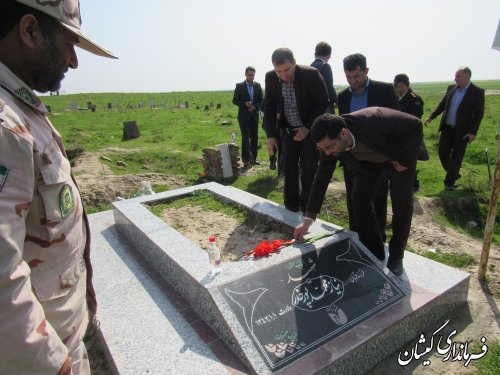 مراسم غبارروبی مزار مادران شهدای شهرستان گمیشان برگزار شد