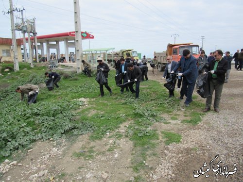 پاکسازی مبادی ورودی شهر گمیش تپه در آستانه بهار