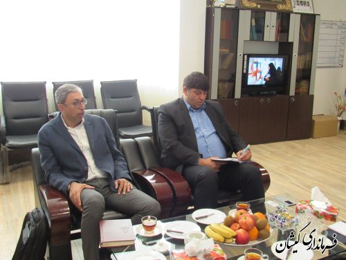 نشست مدیرکل دفتر هماهنگی امور اقتصادی استانداری با فرماندار گمیشان