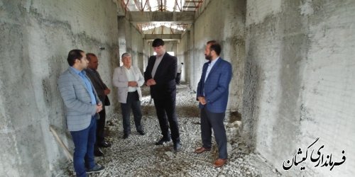 عملیات اجرای پروژه نیمه تمام مدرسه 7 کلاسه روستای قرنجیک آغاز شد