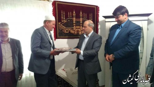 ایثار و از خودگذشتگی جانبازان الگویی برای نسل جوان است