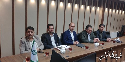 نشست مشترک فرماندار گمیشان با مدیرکل سازمان اموال و املاک استان
