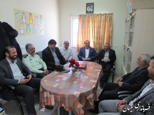 بازدید فرماندار گمیشان از اداره آموزش و پرورش و دبستان برکت روستای بصیرآباد