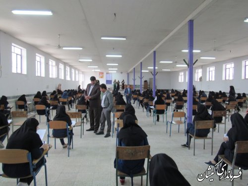 بازدید فرماندار گمیشان از حوزه امتحانات نهایی شهرستان