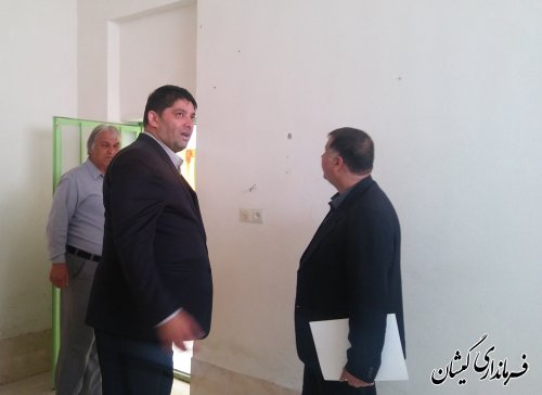 بازدید فرماندار گمیشان از محل پیشنهادی استقرار اداره ثبت اسناد و املاک