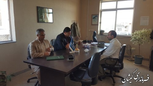 بازدید سرزده فرماندار گمیشان از ادارات شهرستان