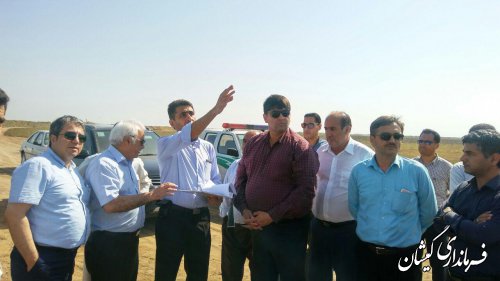 بازدید از محل پیشنهادی احداث آب شیرین کن شهرستان