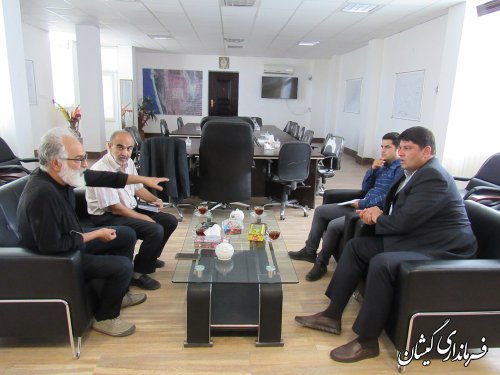 دیدار سرمایه گذار حوزه ماهیان خاویاری با فرماندار گمیشان