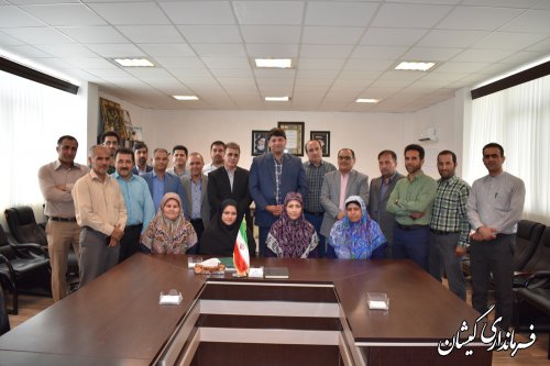 جلسه داخلی کارکنان فرمانداری و بخشداری های تابعه شهرستان گمیشان برگزار شد